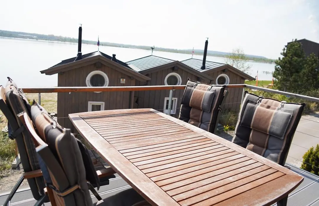 FERIENHAUS am HAINER SEE-1